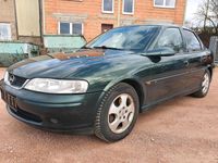 Gebraucht Opel Vectra 101 PS (74 kW) 2001 Grün Limousine