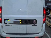 Gebraucht Fiat Doblò 90 PS (66 kW) 2016 Weiß Van / Kleinbus