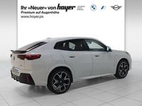Gebraucht BMW iX2 Luxury Line 230 kW (313 PS) 2024 Alpinweiss 3 SUV