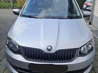 Gebraucht Skoda Fabia Active 60 PS (44 kW) 2016 Silber Limousine
