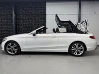 Gebraucht Mercedes C180 AMG line 156 PS (114 kW) 2017 Weiß Cabrio