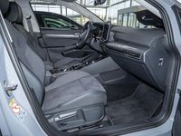 Gebraucht VW Golf VIII Style 150 PS (110 kW) 2025 Grau / mondstein grau Limousine