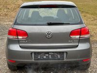 Gebraucht VW Golf VI 140 PS (102 kW) 2010 Grau Kleinwagen