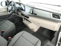 Gebraucht VW Multivan Life 150 PS (110 kW) 2025 Candyweiß Van