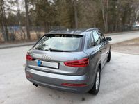 Gebraucht Audi Q3 140 PS (102 kW) 2014 Grau SUV
