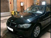 Second-hand BMW 318 143 CP (105 kW) 2006 Negru Break