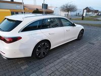 Gebraucht Mercedes E200 Advanced 204 PS (150 kW) 2023 Weiß Kombi