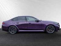 Gebraucht BMW M5 Performance 727 PS (534 kW) 2025 Sonderlackierung daytonaviolett Limousine