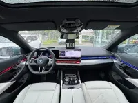 Gebraucht BMW 550e Performance 489 PS (359 kW) 2025 Cape york gruen Kombi