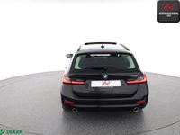 Gebraucht BMW 320e Advantage 204 PS (150 kW) 2022 Schwarz Kombi