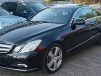 Gebraucht Mercedes E500 387 PS (284 kW) 2009 Schwarz Coupé