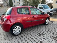 Gebraucht Renault Clio II 75 PS (55 kW) 2011 Rot Kleinwagen
