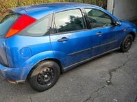 Gebraucht Ford Focus 115 PS (84 kW) 1999 Blau Limousine