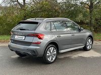 Neu Skoda 105 150 PS (110 kW) 2025 Grau Limousine