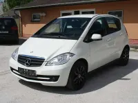 Gebraucht Mercedes A160 95 PS (69 kW) 2011 Weiß Kleinwagen