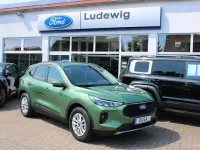 Neu Ford Kuga Titanium 152 PS (111 kW) 2026 Grün SUV