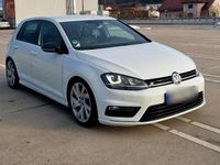 Gebraucht VW Golf VII Highline 150 PS (110 kW) 2015 Weiß Kleinwagen