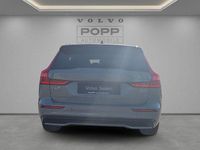 Gebraucht Volvo V60 Plus 197 PS (144 kW) 2024 Vapour grey / metallic Kombi