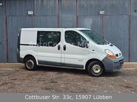 Gebraucht Renault Trafic 101 PS (74 kW) 2006 Weiß Van / Kleinbus