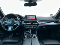 Gebraucht BMW 550 400 PS (294 kW) 2018 Sophistograu Limousine