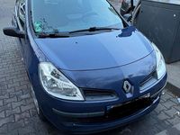 Gebraucht Renault Clio II 65 PS (47 kW) 2007 Blau Kleinwagen