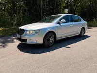 Gebraucht Skoda Superb 170 PS (125 kW) 2009 Grau Limousine