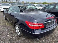 Gebraucht Mercedes E220 Elegance 170 PS (125 kW) 2010 Tansanitblau  metalliclack Cabrio