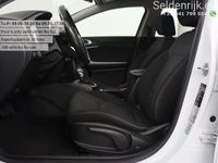 Usado Kia Ceed 140 HP (102 kW) 2020 Branco Citadino