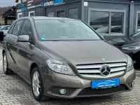 Gebraucht Mercedes B200 156 PS (114 kW) 2014 Grau Kleinwagen