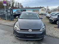 Gebraucht VW Golf VII Trendline 116 PS (85 kW) 2017 Grau Kleinwagen