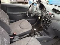 Gebraucht Citroën C2 60 PS (44 kW) 2004 Rot Kleinwagen