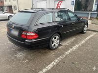 Gebraucht Mercedes E280 190 PS (139 kW) 2006 Schwarz Kombi