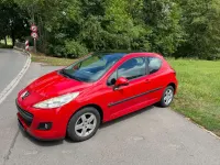 Gebraucht Peugeot 207 73 PS (53 kW) 2011 Rot Limousine