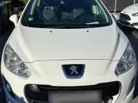 Gebraucht Peugeot 308 16 PS (11 kW) 2012 Weiß Limousine