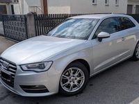 Second-hand Audi A3 Ambition 122 CP (89 kW) 2012 Argintiu Hatchback