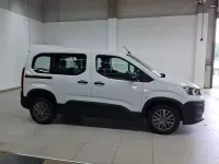 Gebraucht Peugeot Rifter Active 110 PS (80 kW) 2022 Schneeweiß Van / Kleinbus