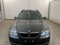 Gebraucht BMW 320 163 PS (119 kW) 2005 Grau Kombi