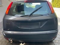 Usata Ford Focus 2004 Grigio Utilitaria