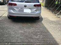 Gebraucht VW Passat Business 150 PS (110 kW) 2022 Beige Kombi