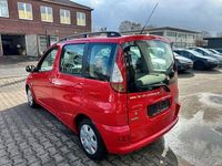 Gebraucht Toyota Yaris Verso Sol 84 PS (61 kW) 2005 Rot Van / Kleinbus