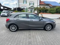 Gebraucht Mercedes A180 122 PS (89 kW) 2013 Grau Limousine