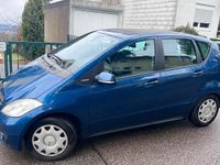 Gebraucht Mercedes A160 Elegance 95 PS (69 kW) 2012 Blau Limousine