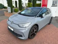 Gebraucht VW ID.3 Pro 150 kW (204 PS) 2024 Mondsteingrau/schwarz Kleinwagen