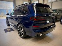 Neu BMW X7 Executive 352 PS (258 kW) 2026 Blau SUV
