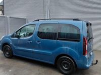 Gebraucht Peugeot Partner Tepee Active 120 PS (88 kW) 2017 Blau Van / Kleinbus