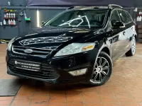 Gebraucht Ford Mondeo Trend 140 PS (102 kW) 2011 Pantherschwarz metallic Kombi