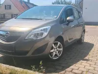 Gebraucht Opel Meriva 120 PS (88 kW) 2013 Silber Van / Kleinbus