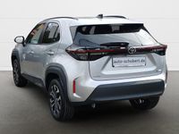 Neu Toyota Yaris Hybrid 131 PS (96 kW) 2025 Silber SUV