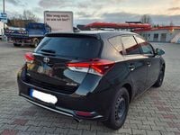 Gebraucht Toyota Auris 111 PS (81 kW) 2016 Schwarz Limousine