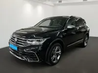 Gebraucht VW Tiguan Allspace R-line 200 PS (147 kW) 2022 Deep black perleffekt SUV
